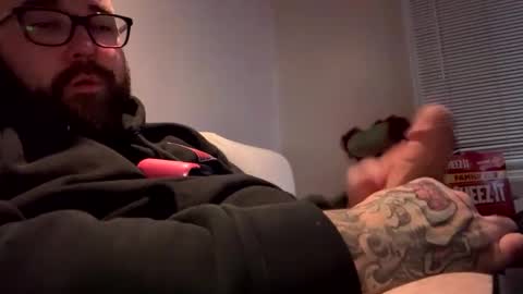 Snapshot of tattedcouple_777 chatting on January 2, 5:35 am MrMrs online show from January 2, 5:35 am