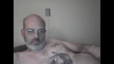 Snapshot of tattedpanther chatting on December 3, 7:43 am tattedpanther online show from December 3, 7:43 am