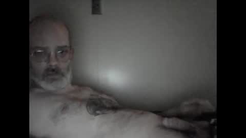 Snapshot of tattedpanther chatting on February 3, 4:41 pm tattedpanther online show from February 3, 4:41 pm