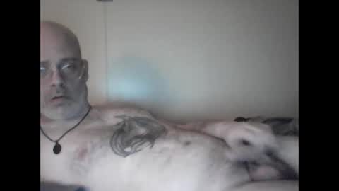 Snapshot of tattedpanther chatting on March 6, 1:05 am tattedpanther online show from March 6, 1:05 am