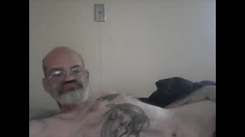 Snapshot of tattedpanther chatting on October 17, 1:25 pm tattedpanther online show from October 17, 1:25 pm