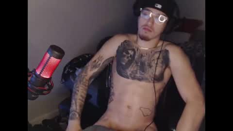 Snapshot of tattedtoyabuser chatting on October 24, 7:49 am tattedtoyabuser online show from October 24, 7:49 am