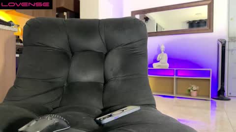 Snapshot of tattoguys_cums chatting on November 27, 8:38 am Jonathan Juan online show from November 27, 8:38 am