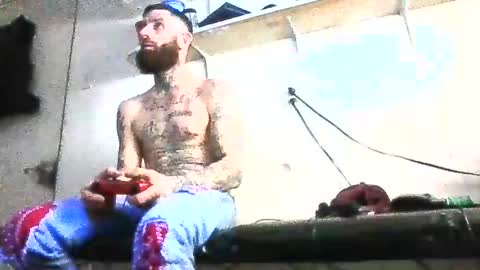 Snapshot of tattoo3333 chatting on November 20, 7:30 am tattoo3333 online show from November 20, 7:30 am