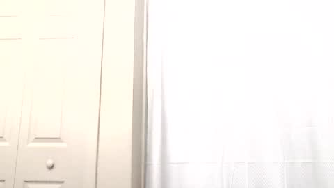 Snapshot of tattoo3333 chatting on December 4, 11:57 pm tattoo3333 online show from December 4, 11:57 pm