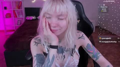 tattoo_artbaby online show from April 14, 1:00 am