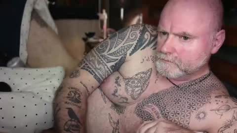 Tattooeddilf 01 online show from March 31, 10:32 pm