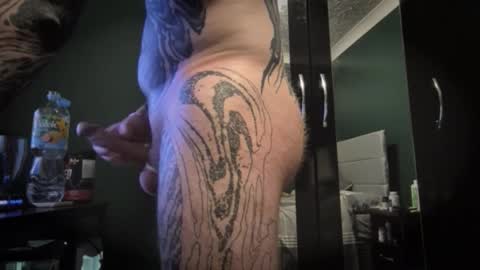 TattooedGuy online show from November 30, 5:50 pm