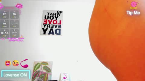 Tatoo foxx online show from March 29, 1:44 pm