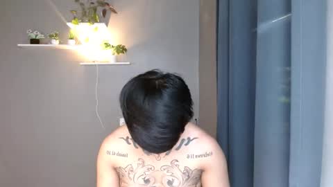 Snapshot of tattooguy1209 chatting on November 19, 3:06 am zareen online show from November 19, 3:06 am