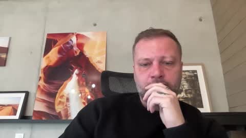 Snapshot of tattoomanforgirls chatting on December 20, 9:49 am tattoomanforgirls online show from December 20, 9:49 am