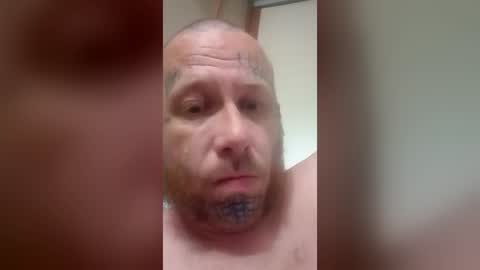 Snapshot of tattootravis chatting on July 16, 1:44 am tattootravis online show from July 16, 1:44 am