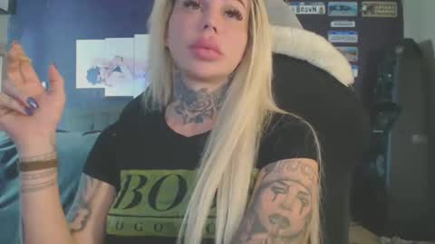 tatuada_safada online show from February 25, 8:24 am