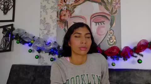 Taty Miller online show from December 16, 6:57 pm