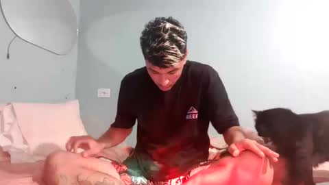 Snapshot of taulerfox chatting on November 28, 5:43 am Caito online show from November 28, 5:43 am