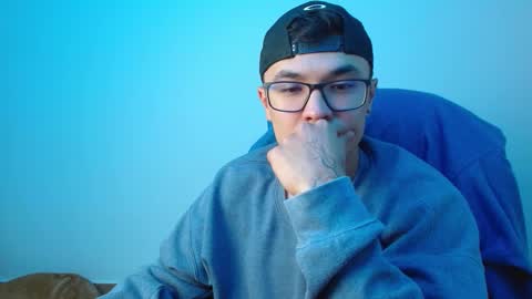 Snapshot of taurus4k chatting on February 19, 1:08 am taurus4k online show from February 19, 1:08 am