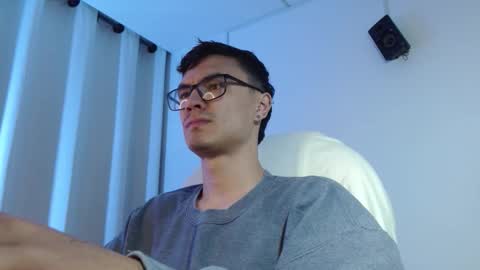 taurus4k online show from November 16, 7:58 am