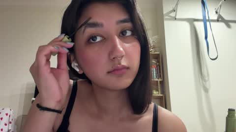 Snapshot of tawnyamartinek chatting on June 6, 8:08 am Riza online show from June 6, 8:08 am