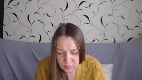 Snapshot of taxxxu chatting on November 8, 8:03 am Diana online show from November 8, 8:03 am