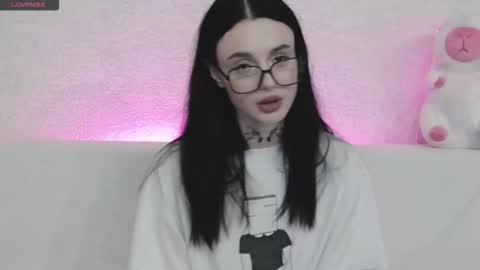 Snapshot of tayaavis chatting on November 20, 9:14 pm Taya online show from November 20, 9:14 pm