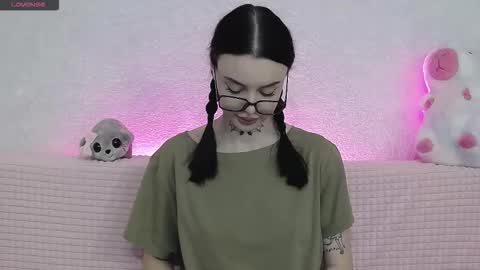 Snapshot of tayaavis chatting on December 20, 4:58 pm Taya online show from December 20, 4:58 pm