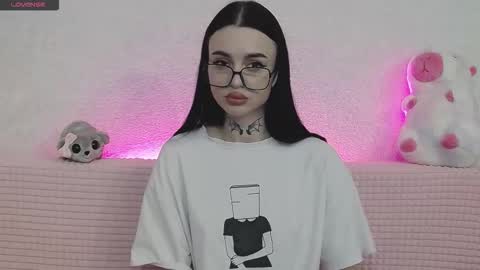 Snapshot of tayaavis chatting on December 21, 4:58 pm Taya online show from December 21, 4:58 pm