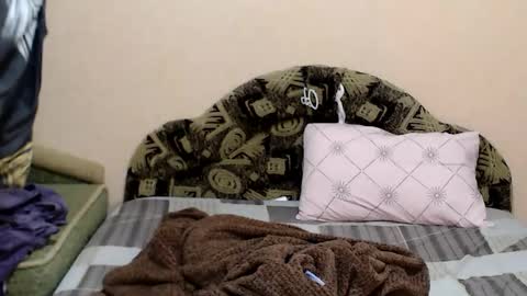 Snapshot of tayagirl chatting on November 26, 5:36 pm Taya online show from November 26, 5:36 pm