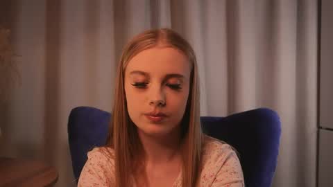 Taya online show from April 11, 4:11 pm