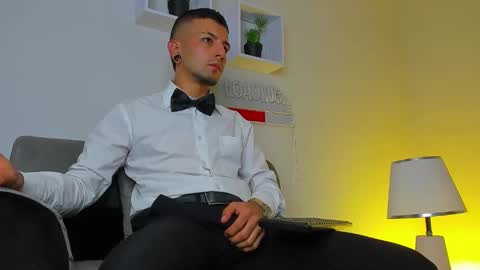 Snapshot of tayer_bennet chatting on September 13, 3:39 am tayer_bennet online show from September 13, 3:39 am