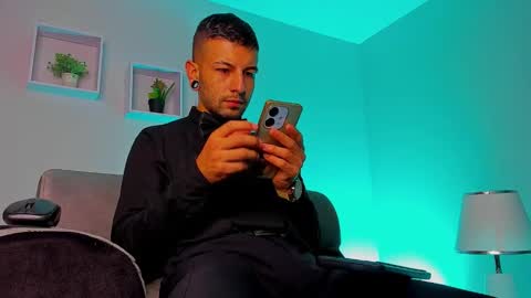 Snapshot of tayer_bennet chatting on September 19, 3:52 am tayer_bennet online show from September 19, 3:52 am