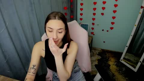 Tayla online show from April 15, 7:59 am