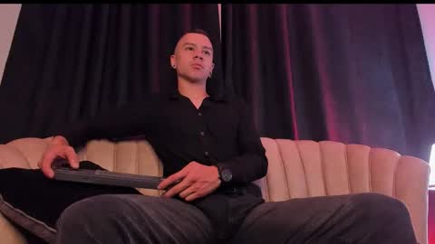 tayler_milers online show from June 11, 3:48 am
