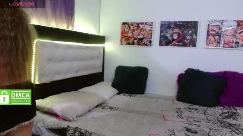 Snapshot of tayler_yuliet chatting on December 5, 7:38 pm pareja ardiente online show from December 5, 7:38 pm