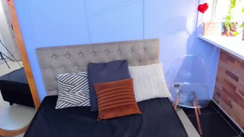 Taylor Bennet online show from October 23, 12:04 pm