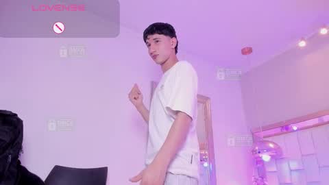 taylor_brooks_ online show from March 30, 9:16 pm