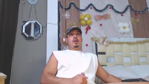 taylor_collins_2 online show from December 16, 12:26 am