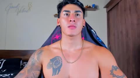 taylor_mclane1 online show from February 4, 6:14 pm