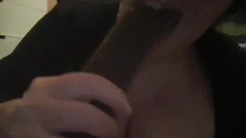 Snapshot of taylor_starrr chatting on December 8, 12:40 am Taylor Starr online show from December 8, 12:40 am