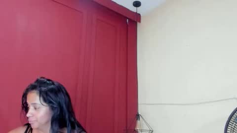 TaylorSainz online show from March 3, 11:43 pm