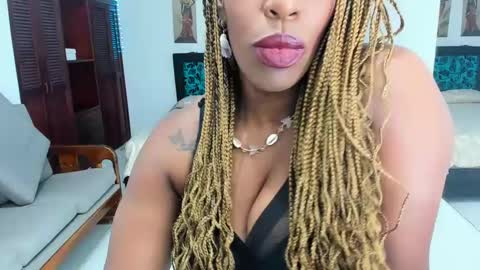 Snapshot of taylorslims chatting on March 6, 1:03 pm taylorslims online show from March 6, 1:03 pm