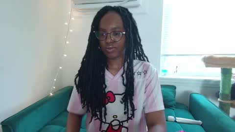 Taylor online show from March 31, 3:56 pm