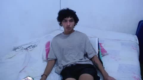 Tayron online show from December 14, 6:09 pm