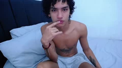 Tayron online show from January 12, 3:57 pm