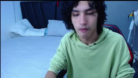 Tayron online show from October 18, 4:30 pm