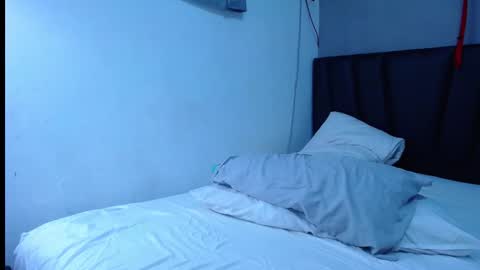 Snapshot of tayronx33 chatting on November 19, 6:08 pm Tayron online show from November 19, 6:08 pm