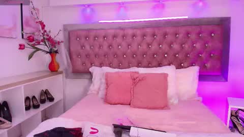 Sofia online show from September 20, 1:01 pm