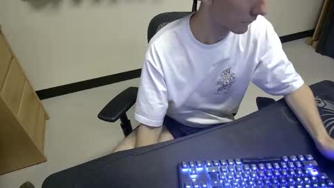 Snapshot of tbone_93 chatting on May 31, 1:07 pm Tbone online show from May 31, 1:07 pm