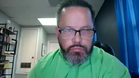 tdhawk87 online show from April 6, 12:28 pm