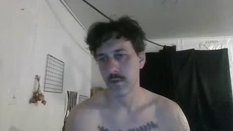 Snapshot of tdiddy222 chatting on May 30, 2:08 am tdiddy222 online show from May 30, 2:08 am