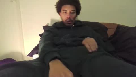 Snapshot of tdr1998 chatting on February 12, 11:22 pm tdr1998 online show from February 12, 11:22 pm